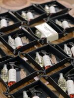 ⁦توزيعات علب جلد⁩ - الصورة ⁦8⁩